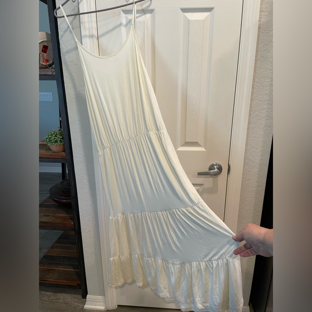 Beach Break Cream colored Tiered midi beachy coverup/Tank dress size large NEW